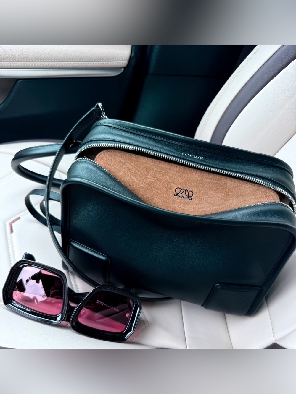 LOEWE AMAZONA 180 SMALL BLACK LEATHER - Picture 10 of 15